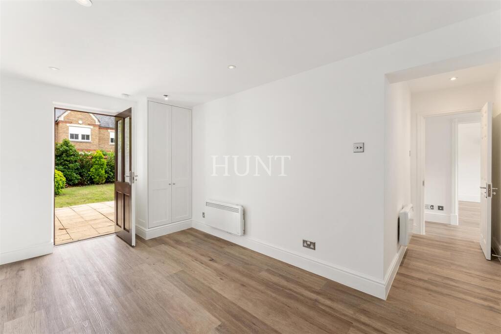 House in London - View 4