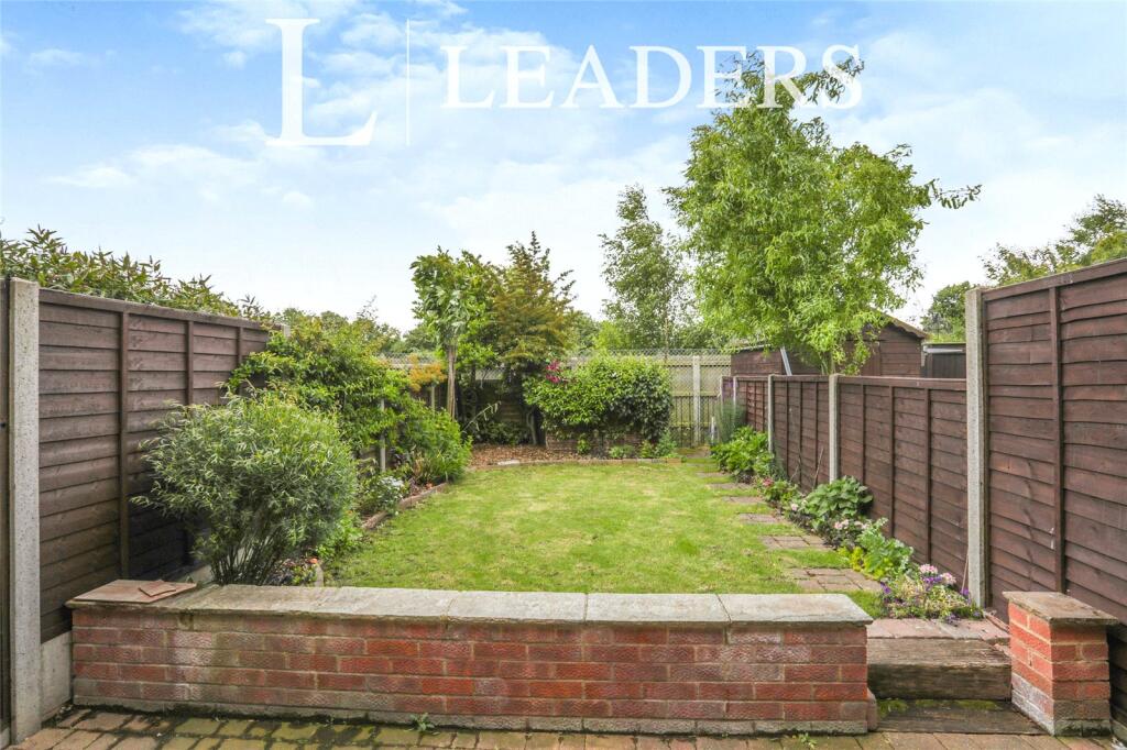 Longcroft, Felixstowe photo 2