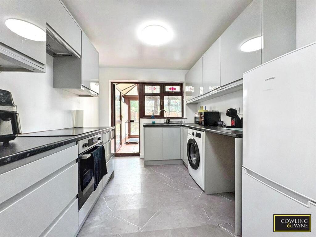 House in Basildon, Shotgate - View 3