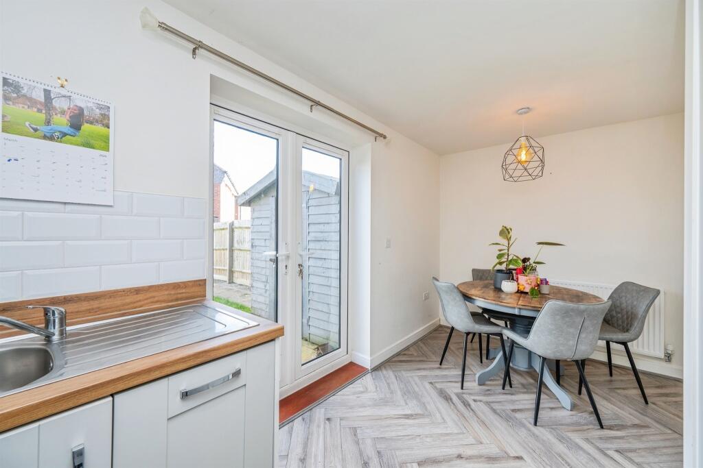 Rockingham Way, Stanton, Burton-On-Trent photo 4