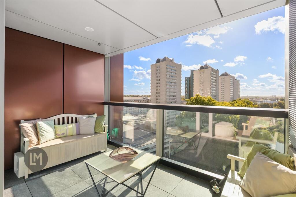 Apartment in London, Wandsworth - View 2