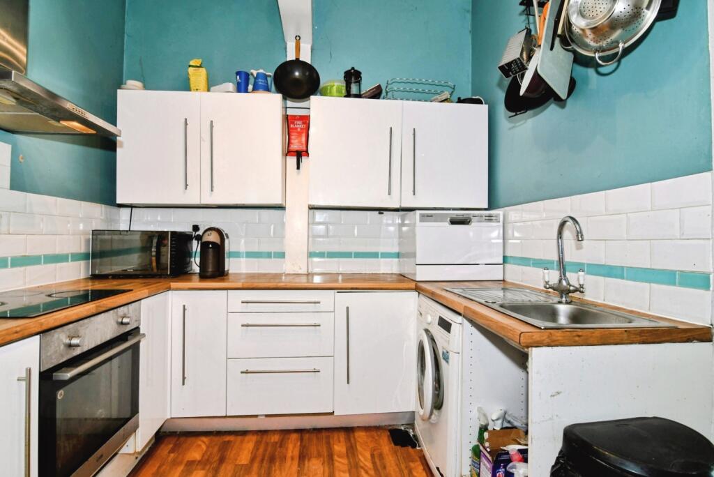 Apartment in Exeter - View 4