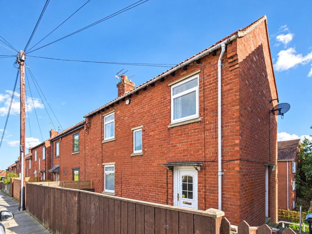 Main image of property: Kingsway, Sunniside, Newcastle upon Tyne, Tyne and Wear, NE16