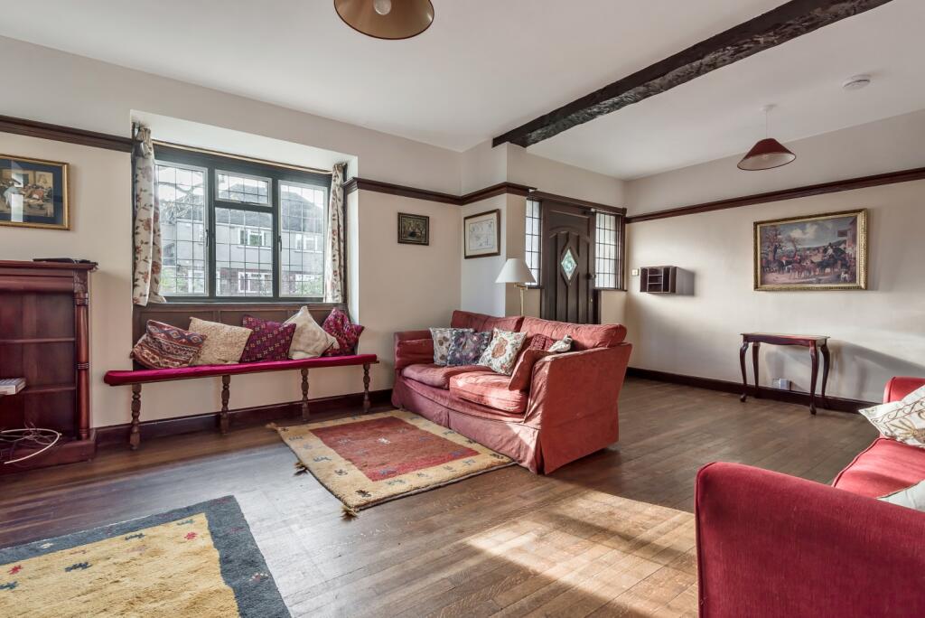 House in London - View 2