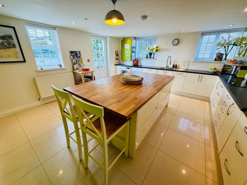 House in Horeb, Troedyraur - View 4
