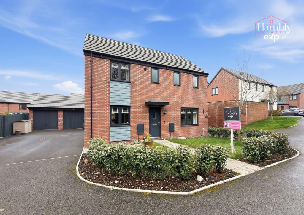 3-bed detached on Trem Y Graig, Capel Llanilltern, Cardiff, CF5 6GL, £375,000