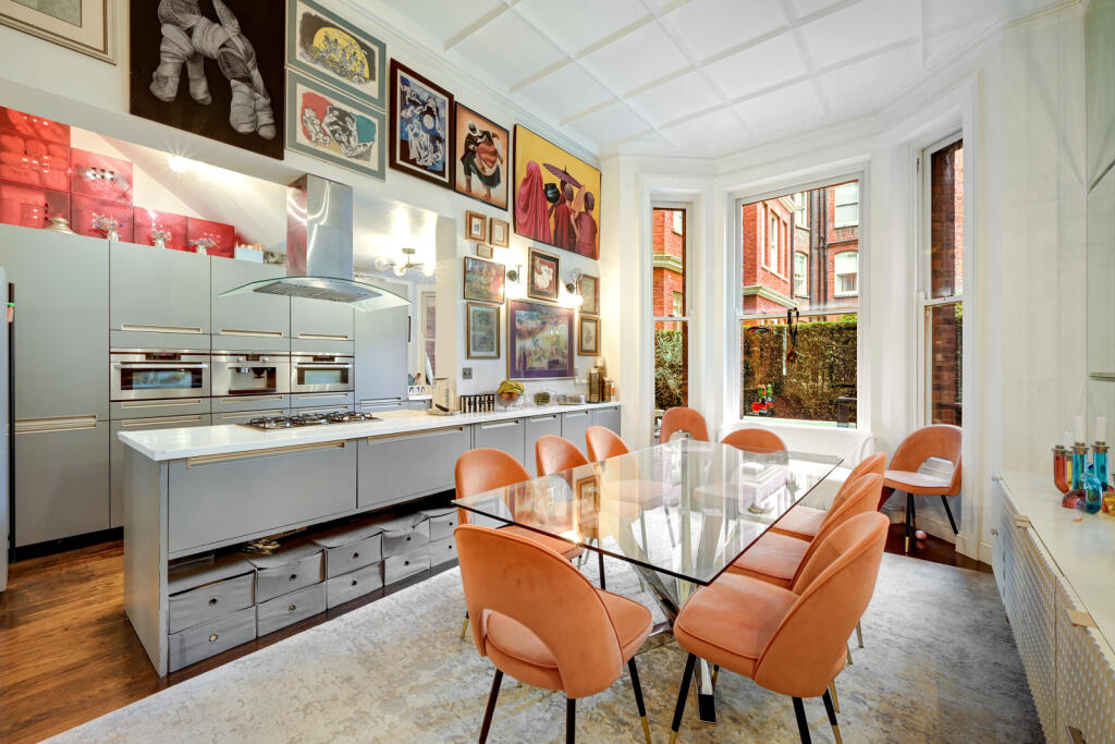 Apartment in London, Royal Borough of Kensington and Chelsea