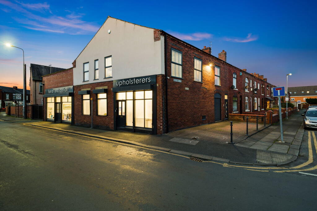 Hope Street, Leigh, WN7 1LU photo 3
