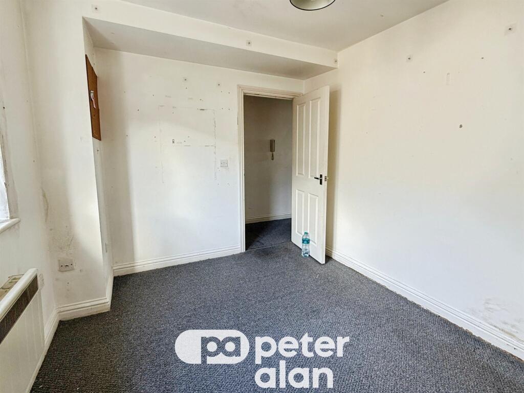 Apartment in Newport, Commercial Road, Pillgwenlly - More