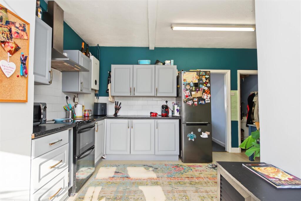 House in Northampton - View 5