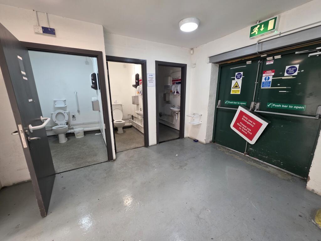 Unit 21 WCs