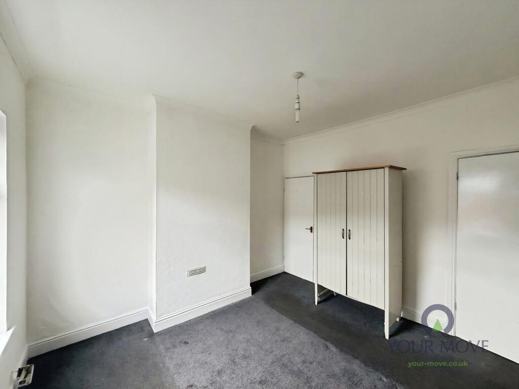 House in Stoke-on-Trent - More