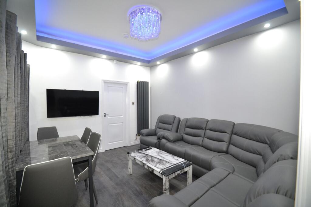 1 bedroom house share for rent