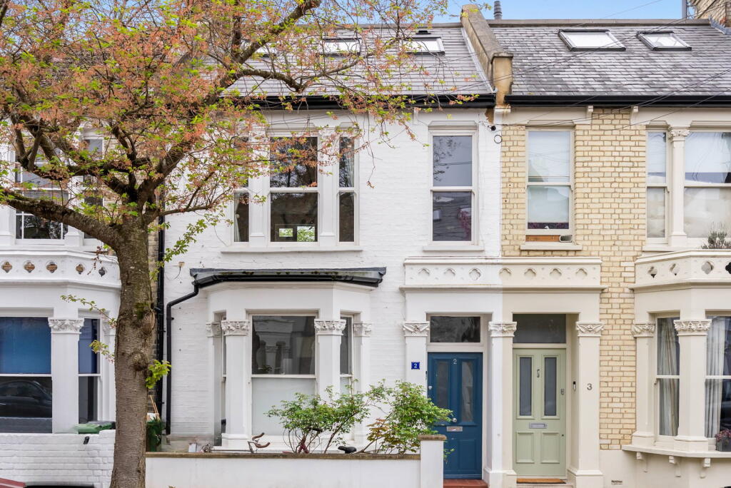 2-bed house on Gransden Road, Wendell Park, W12, £775,000