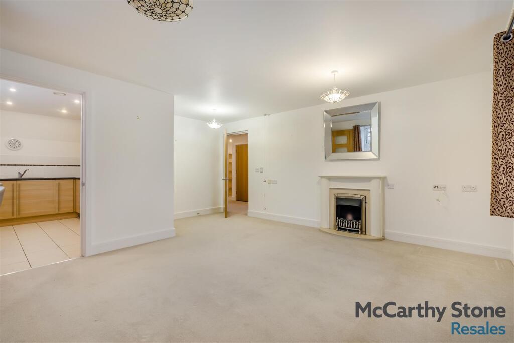 Additional image 3 of Peel Court, College Way, Welwyn Garden City, Hertfordshire, AL8 6DG