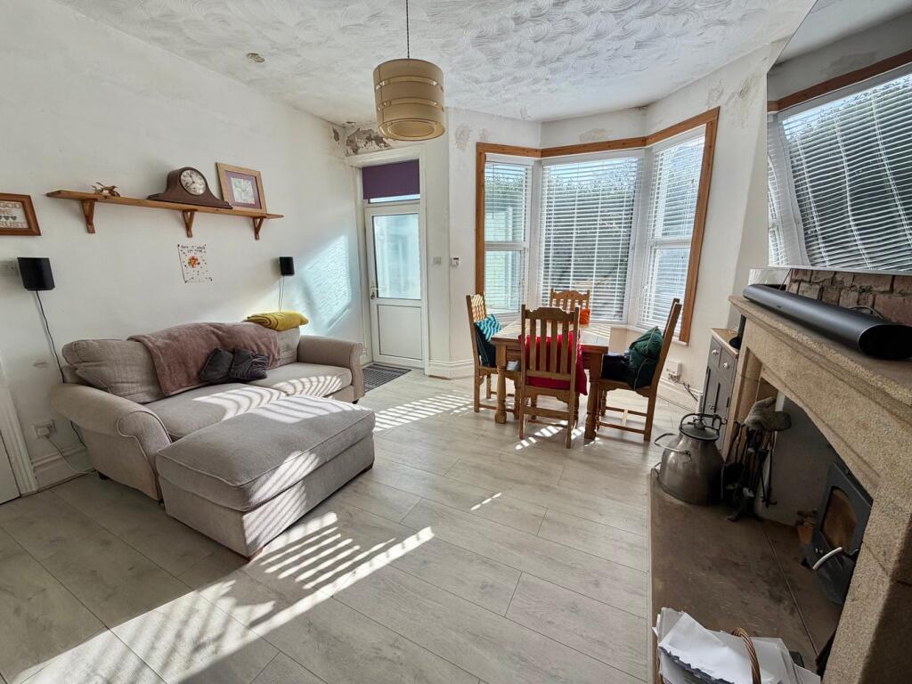 Additional image 5 of Highfield Lane, Keighley, BD21