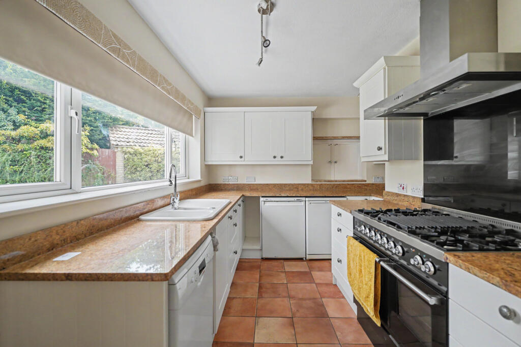 Vicarage Lane, Kingsthorpe Village, Northampton, NN2 6QS - View 3