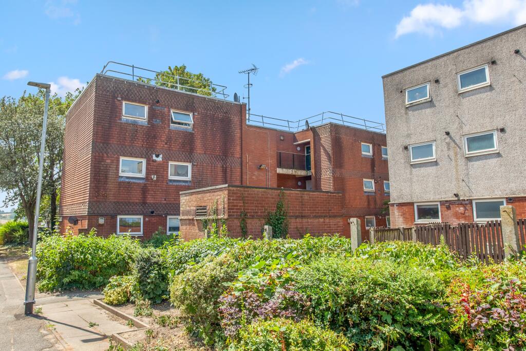 Main image of property: 26 Bodmin Court, Mansfield NG18 4QA
