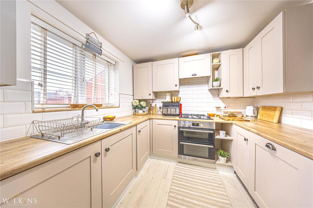 Cypress Way, Nuneaton, Warwickshire, CV10 photo 2