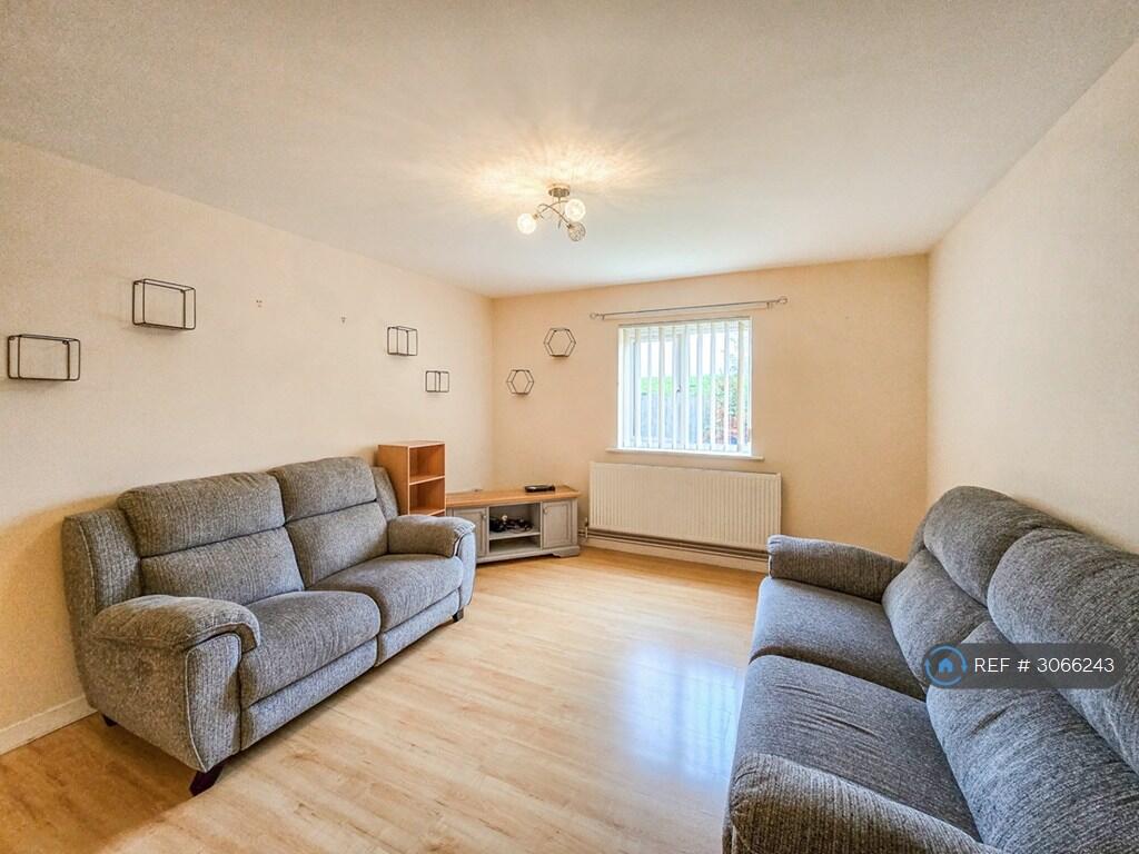Apartment in Peterborough - View 3