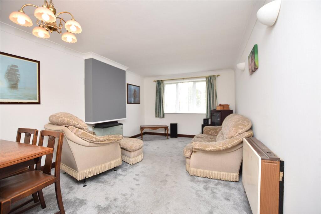 Main image of property: Eastern Avenue, Ilford, IG2