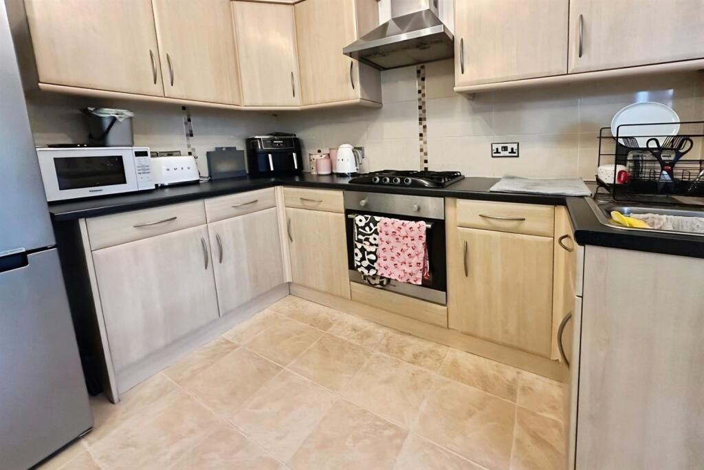 House in Wyre, Rossall, Burn Naze - More