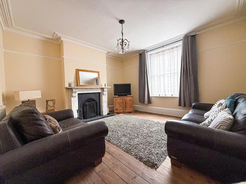 House in Taunton - View 4