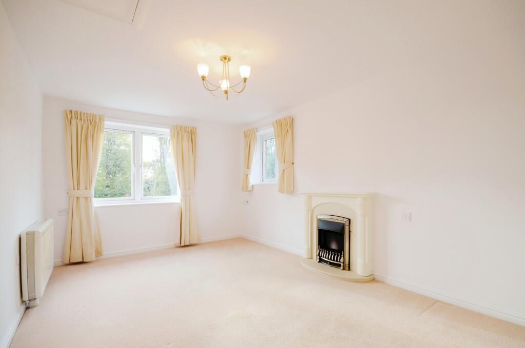 Main image of property: Nanterre Court, Cassiobury