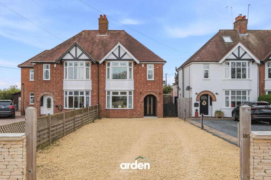 The Ridgeway, Astwood Bank, B96