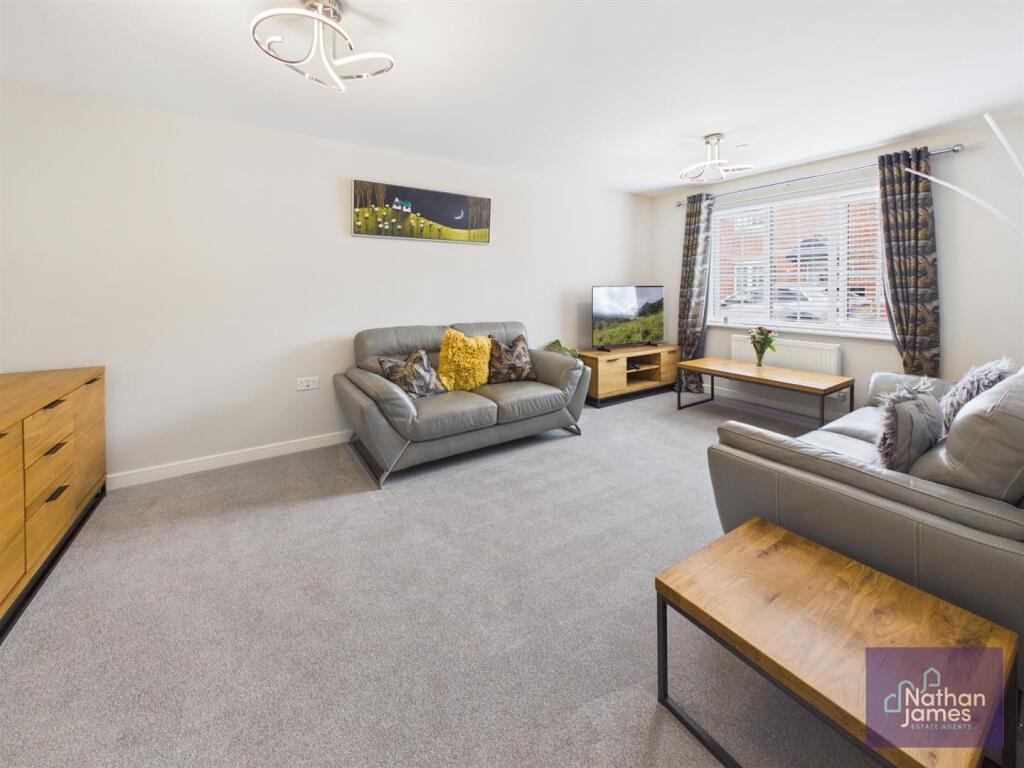Sir Howel Crescent, Undy, Caldicot - More