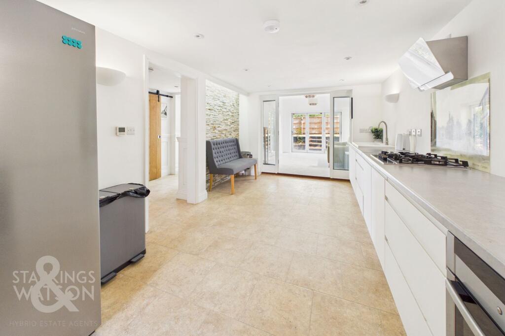 House in Ipswich - View 2
