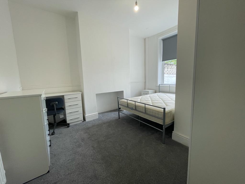 House in Burnley, Lancashire - View 4