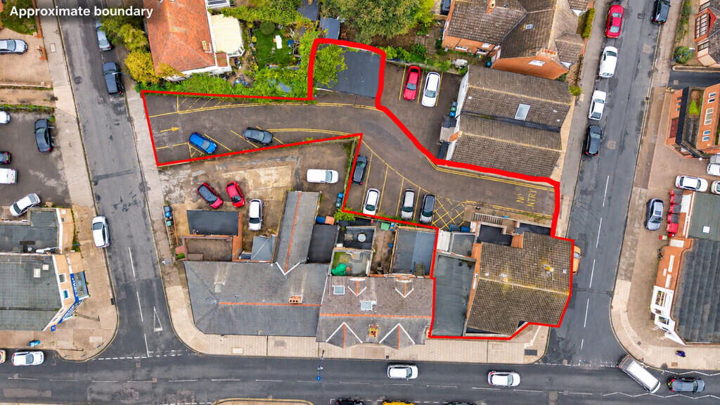 Main image of property: 142, 144, 144a Hamilton Road, Private road with parking and Garage Block - Commercial investment