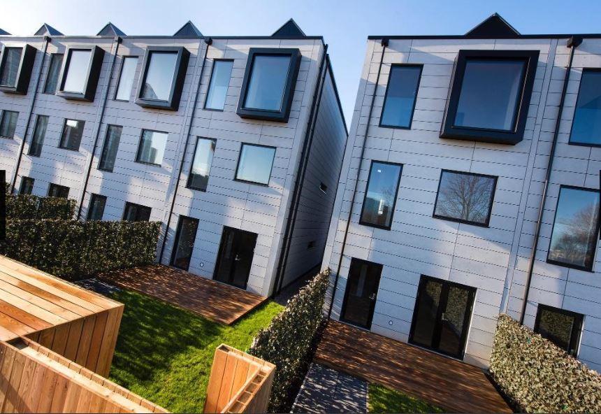 Main image of property: 32 Senior Lane, Irwell Riverside, Manchester, Greater Manchester, M3