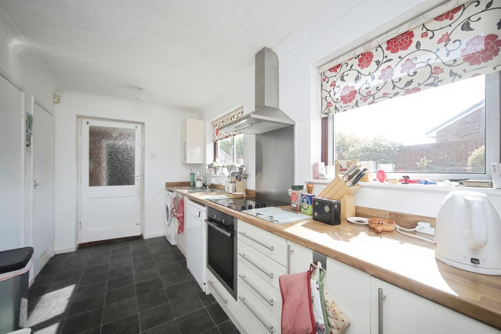 House in Taunton, Comeytrowe - View 3