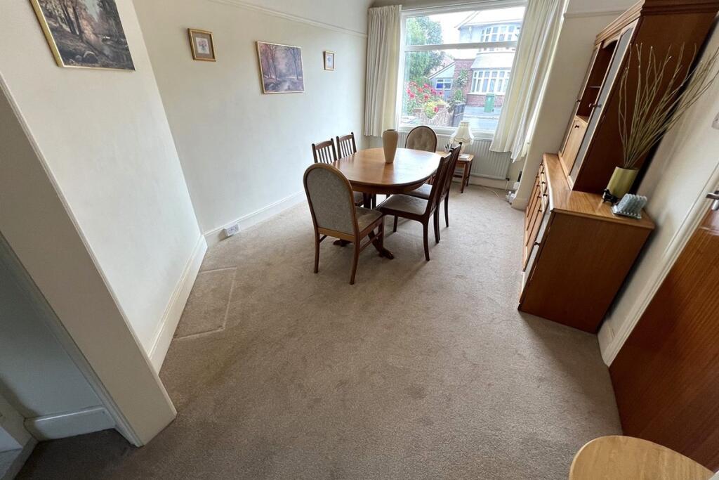 House in Portsmouth - More