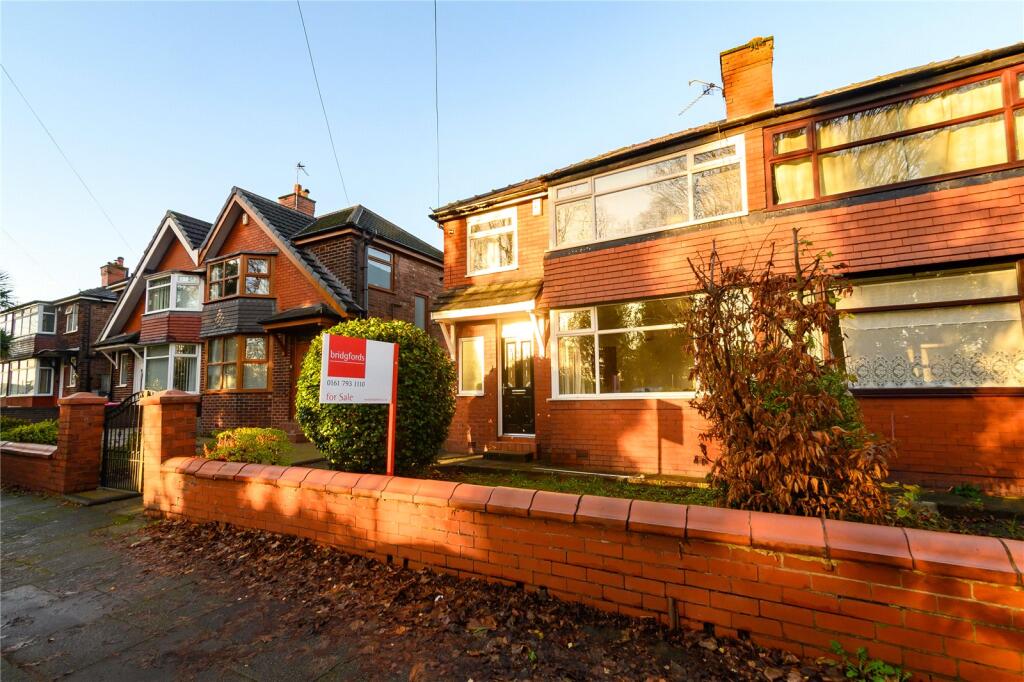 Main image of property: Maldon Crescent, MANCHESTER, Lancashire, M27