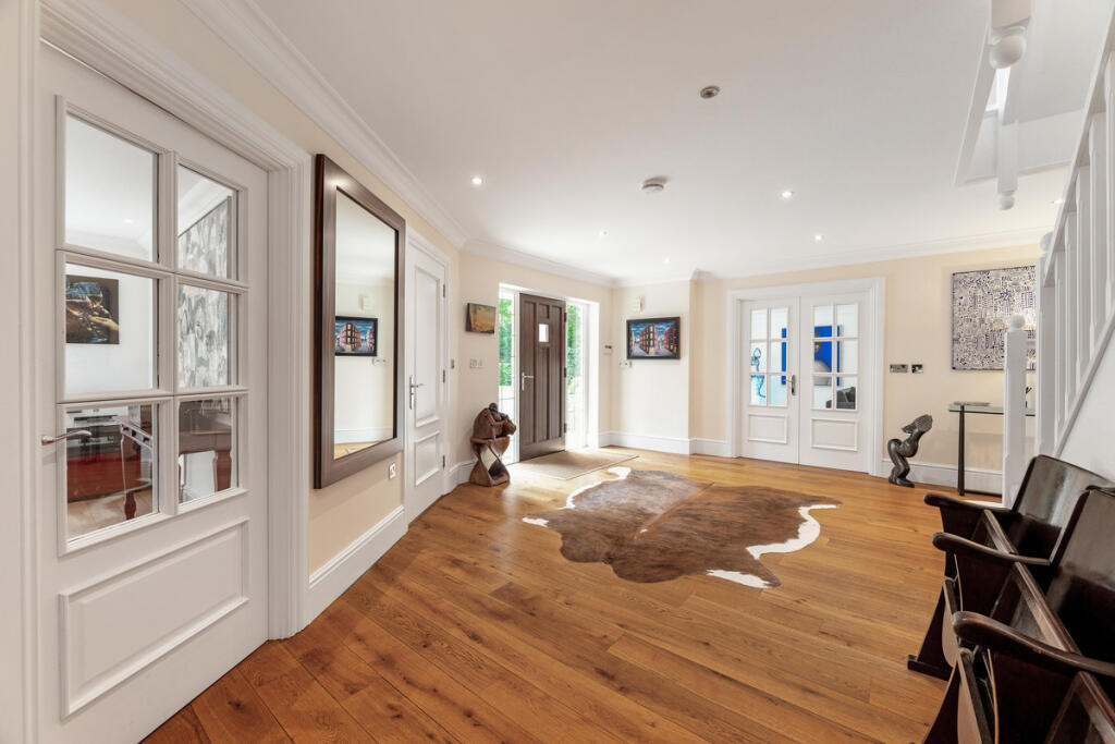 Gregories Road, Beaconsfield, HP9 - View 5