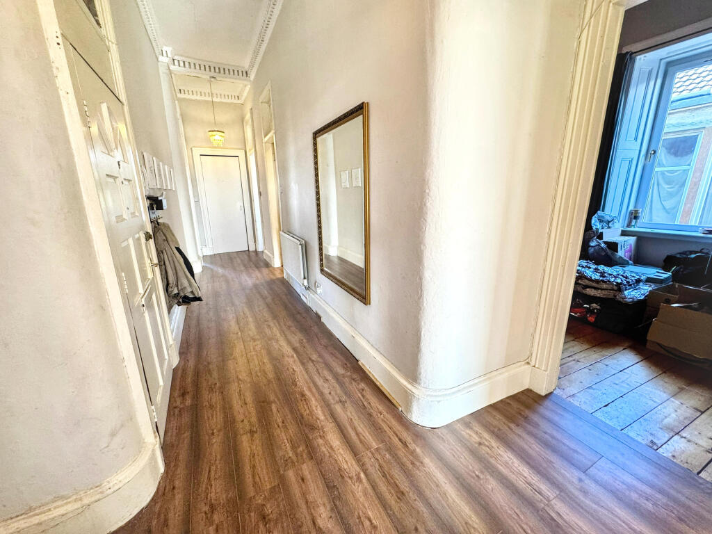 Apartment in Glasgow, Hangingshaw, Mount Florida - View 2