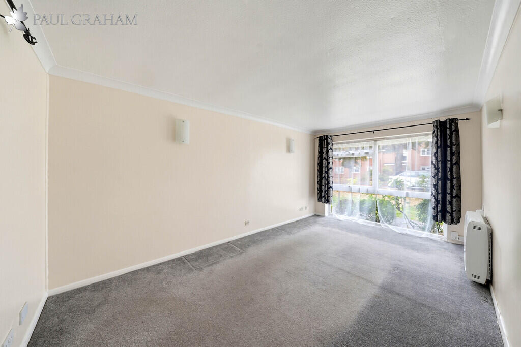 Apartment in London, Wallington - View 2