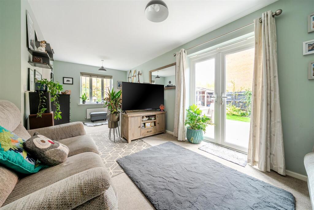 Appledine Way, Bedford photo 3