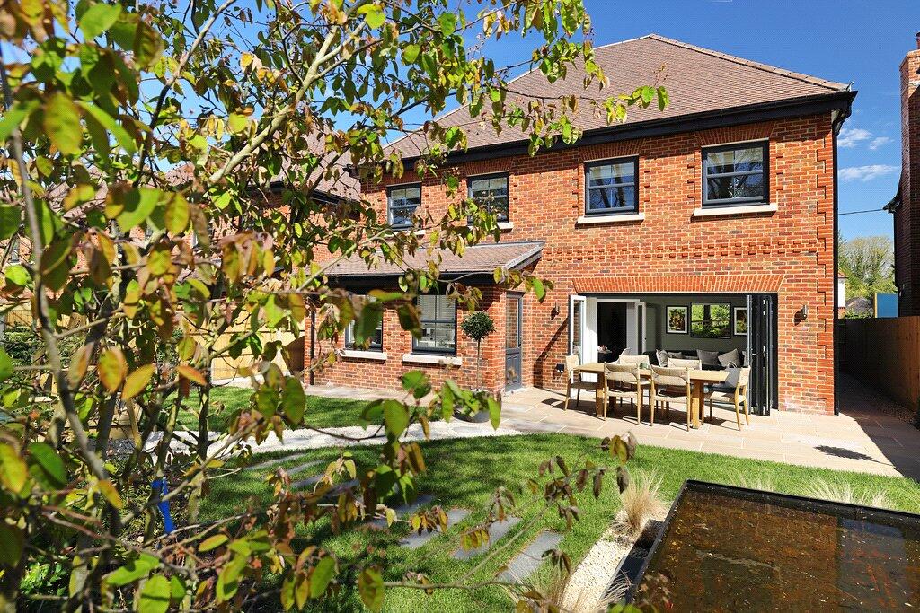 House in Waverley, Chiddingfold