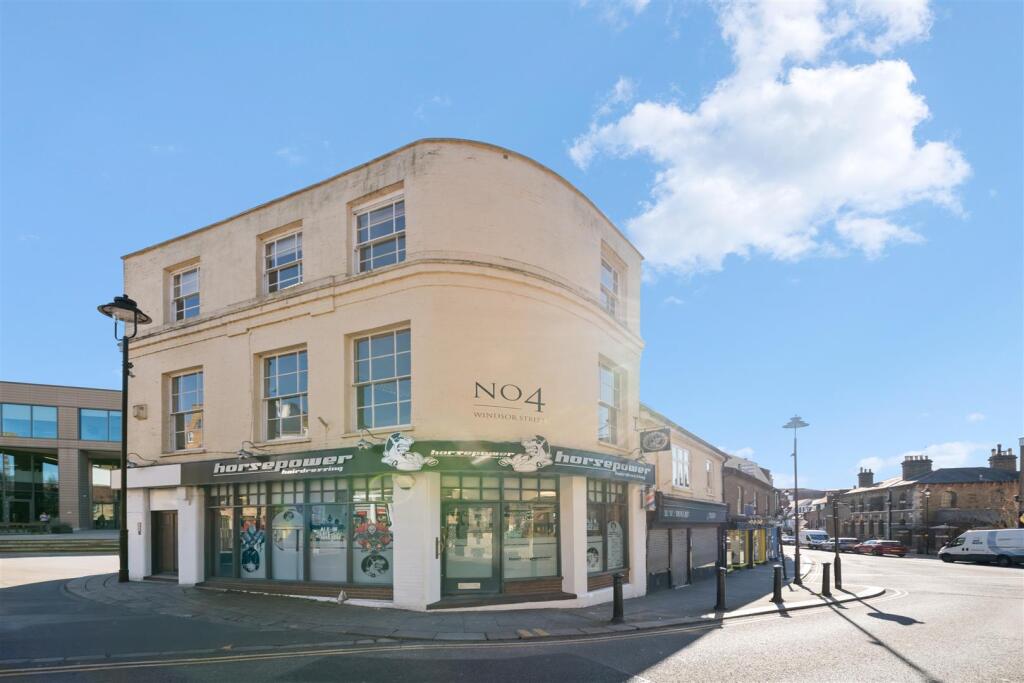 Main image of property: 4 and 4a Windsor Street, Uxbridge