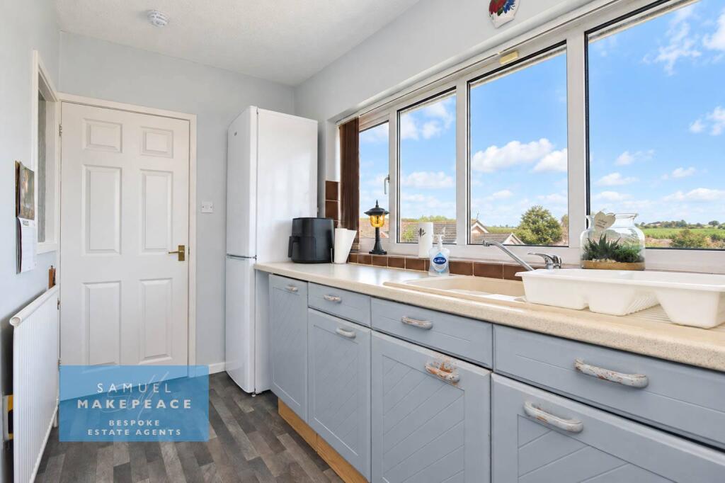 House in Stoke-on-Trent, Baddeley Edge - View 5