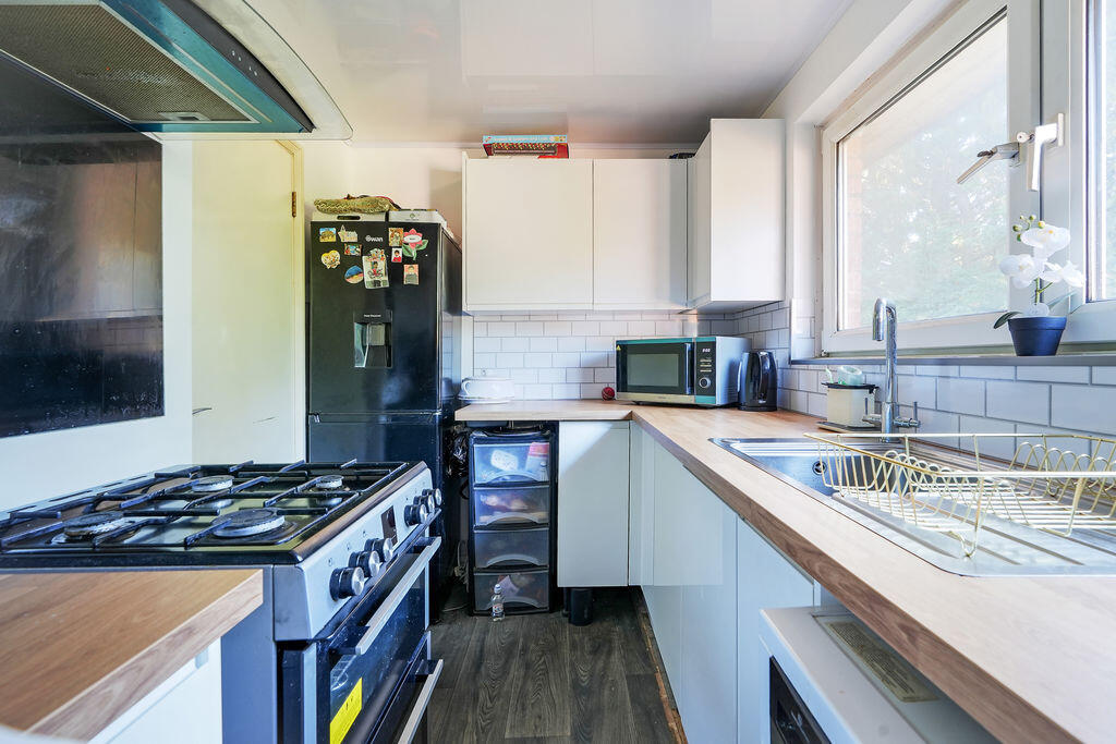 Apartment in Sheffield, South Yorkshire - View 5