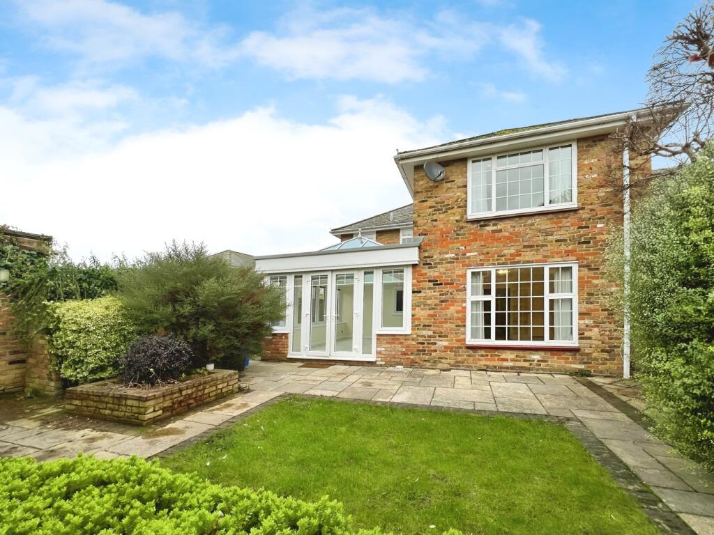 Main image of property: West Common Close, Gerrards Cross, SL9
