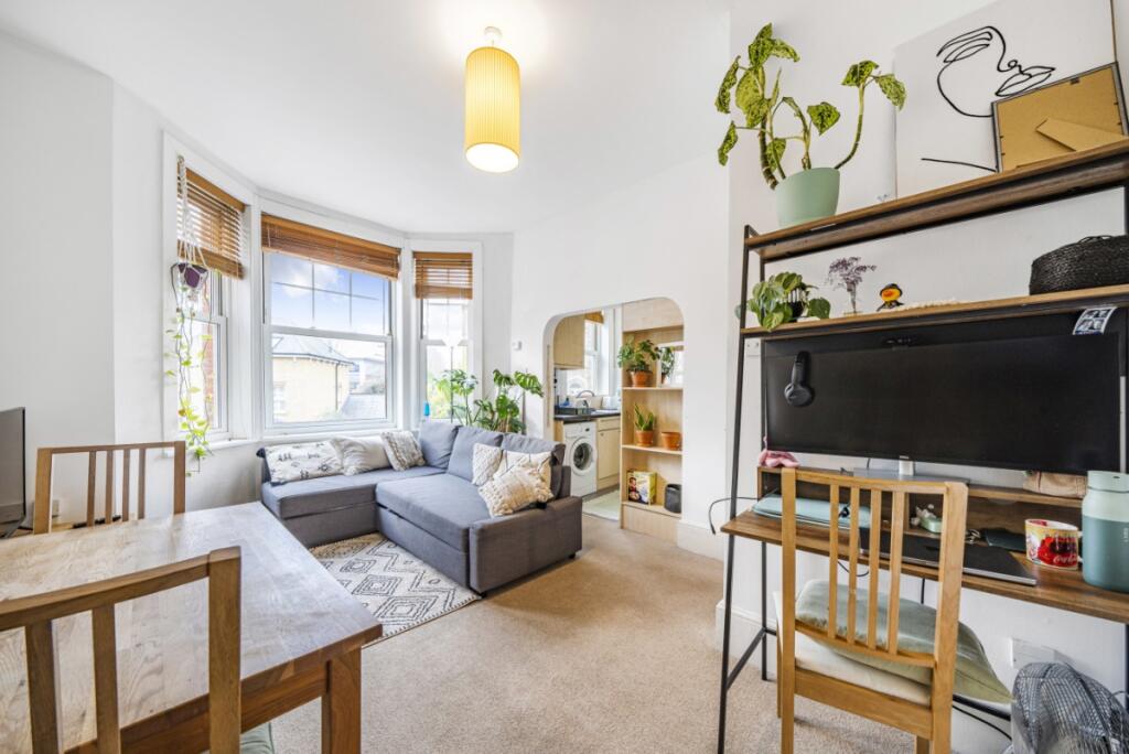 Main image of property: Gauden Road, Clapham North, London, SW4