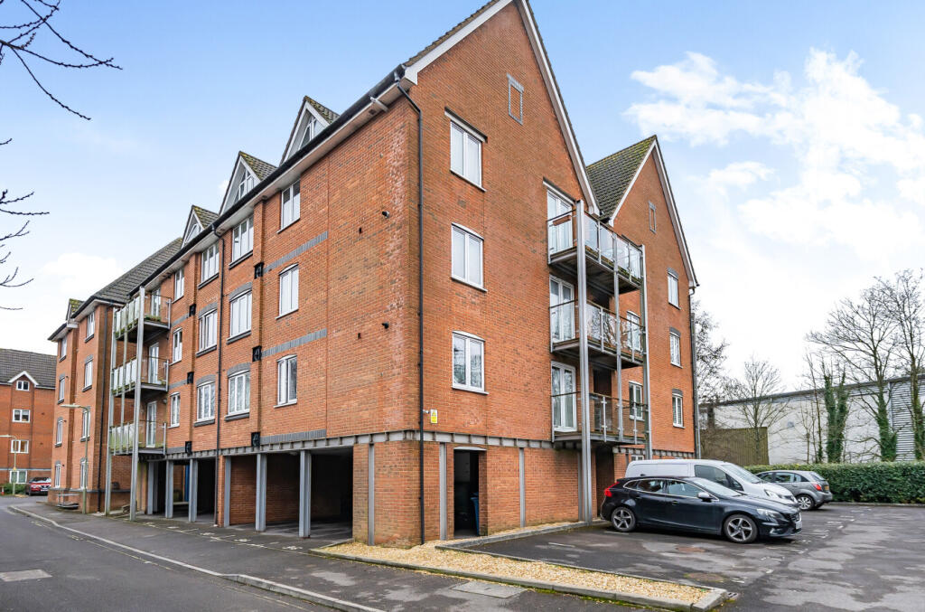 Main image of property: The Lamports, Alton, Hampshire, GU34