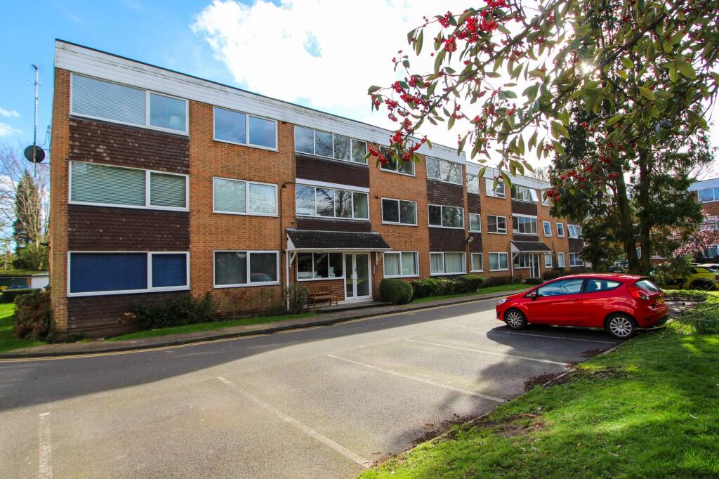 Main image of property: Kingston Court, Lichfield Road, Four Oaks, B74