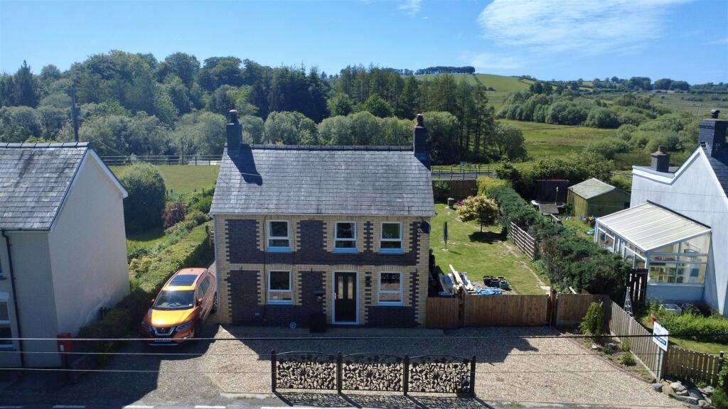 Main image of property: Tynreithyn, Tregaron